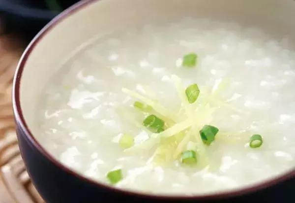 肾虚导致白发应该吃什么,男性白发变多是肾虚的表现