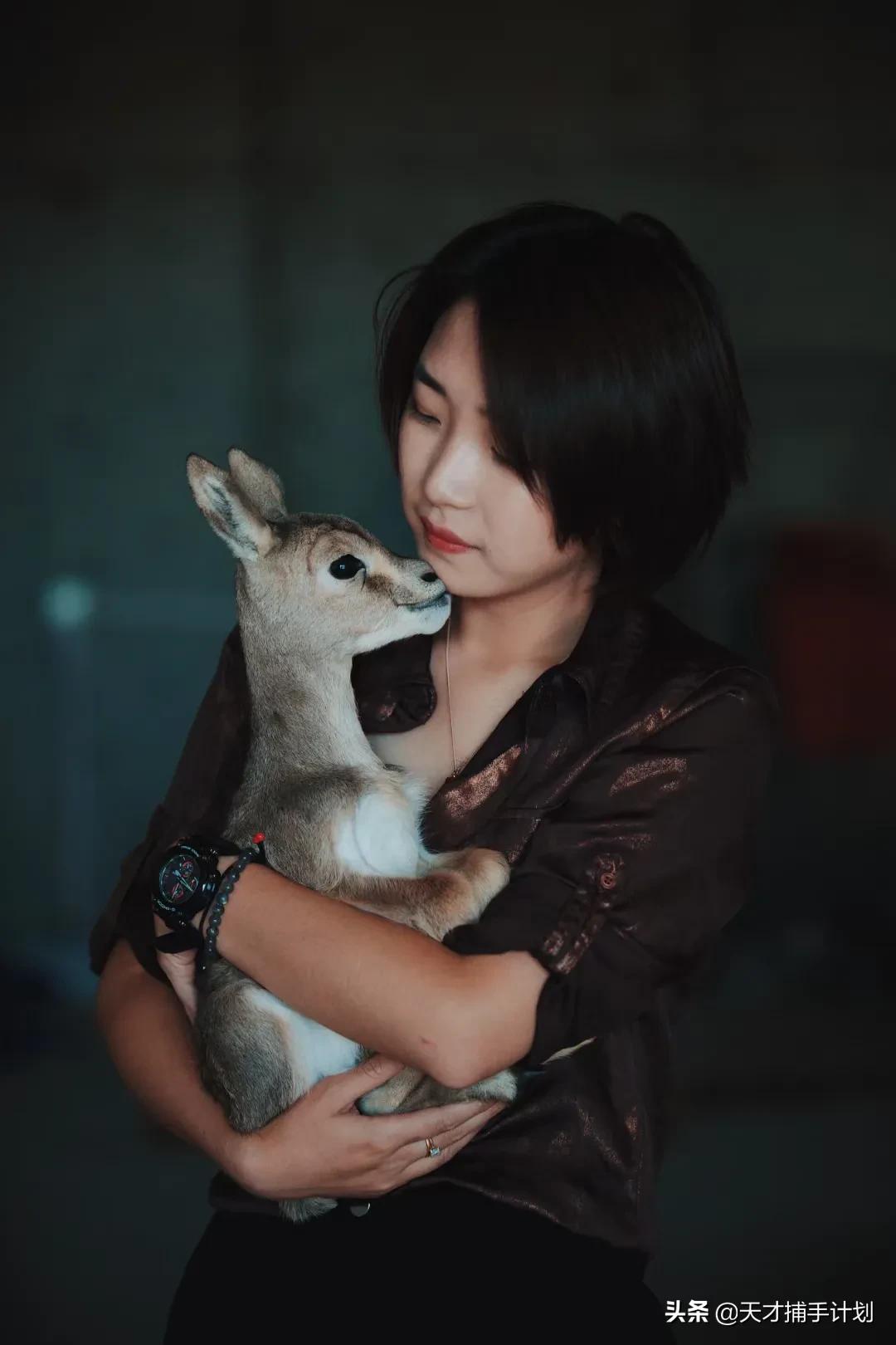 这个工作很带劲儿:94年女孩,三年救了60只猛兽的命