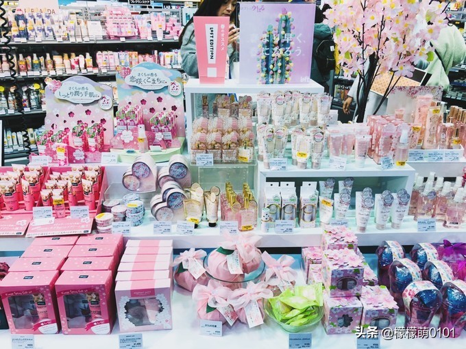 去日本旅游自由行必备清单,去日本旅行的省钱攻略