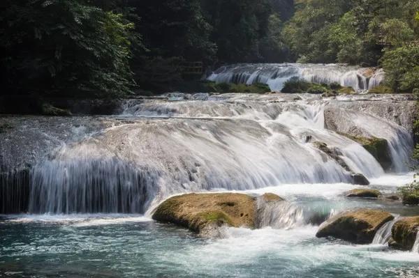 黄果树荔波小七孔苗寨镇远两日游,千户苗寨梵净山黄果树三日游