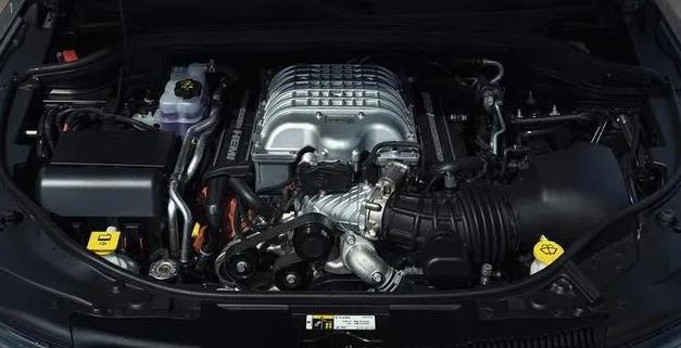 2022款全新道奇杜兰戈6座高配四驱,2021款道奇杜兰戈