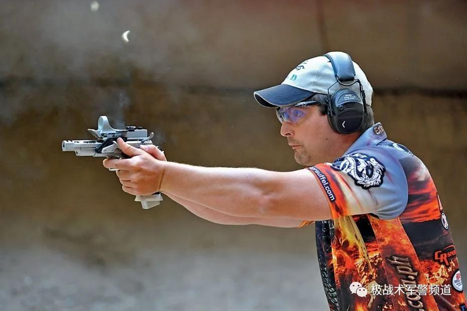 早期半自动手枪击发方式,手枪击发状态