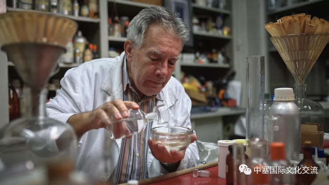 闻香识人|塞尔维亚，古老香水店散发出的旧时芳香