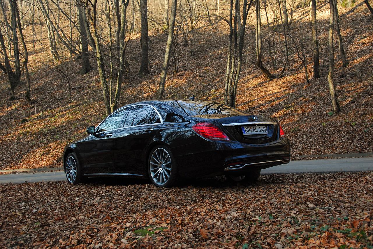 改装轮毂好还是改装绞牙避震好,绞牙避震漏油还能开吗