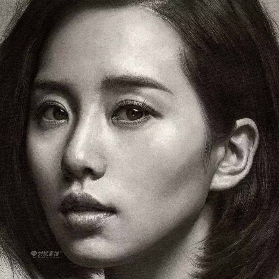 同一支炭笔，为啥人家可以吃透素描结构和质感，看完这一波你也行