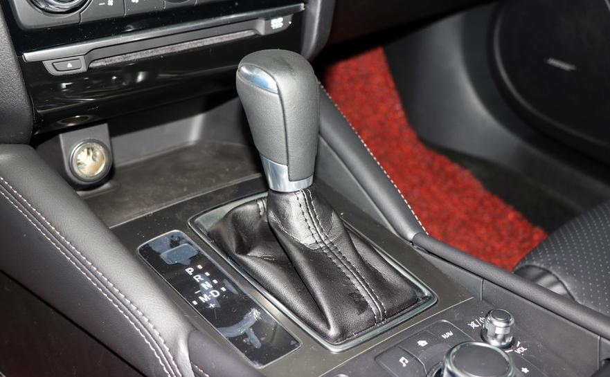 老马自达31.6排量自动挡油耗,06年马自达6手动挡2.0油耗