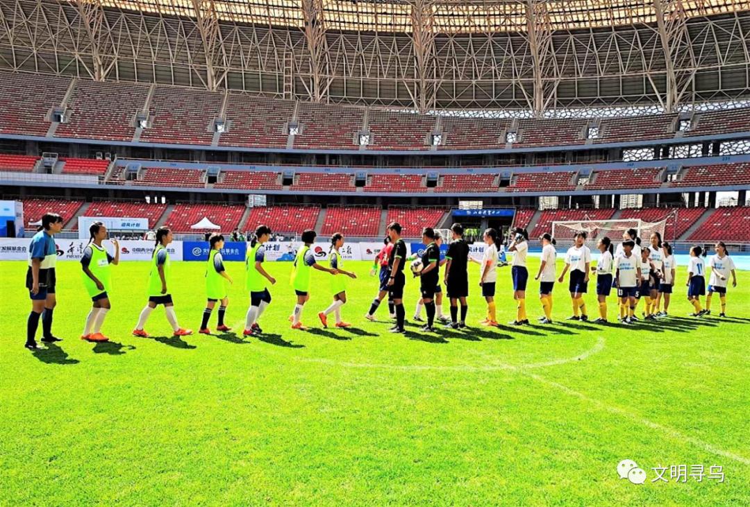 寻乌小学女子足球比赛,澄江晨曦足球队