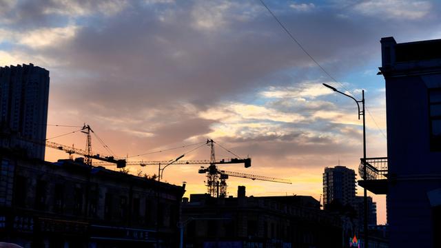 这个北方城市水质比南方还好街景很“洋气”满大街都是美女