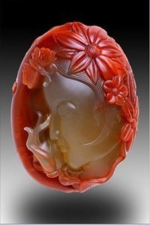 南红玛瑙值不值得买,南红玛瑙保值吗值得买吗