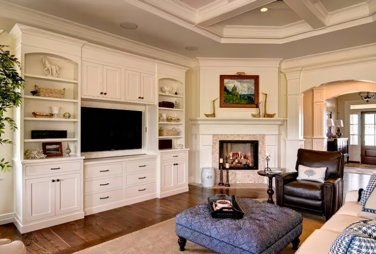 电视背景墙极简高级感收纳,小户型收纳型电视背景墙