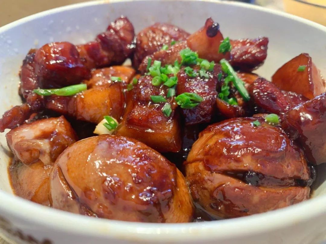 武汉市文联在行动丨用平凡微光点亮大爱仁心