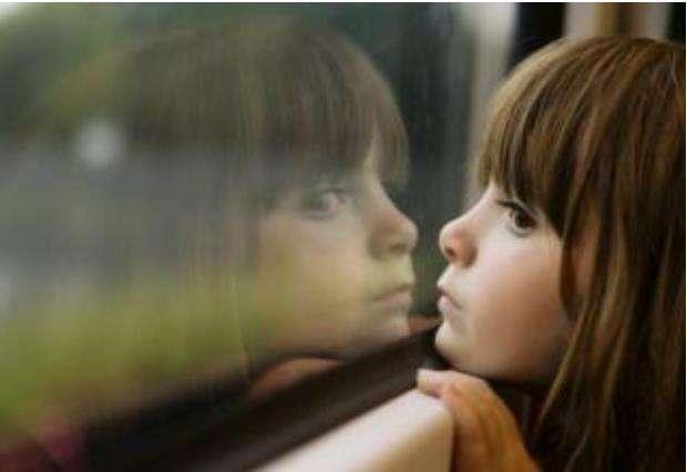 初三男孩叛逆期沉迷手机,初三男孩叛逆打人