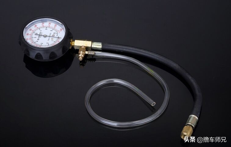 油门踩到底车速还上不了130,油门都踩完了为啥还是跑不过