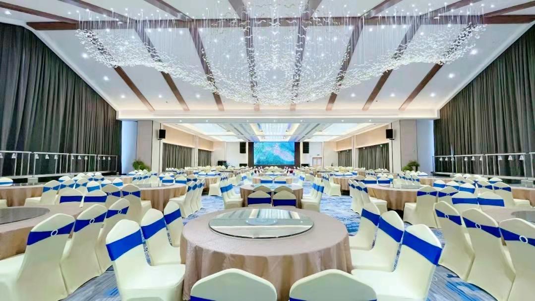 悦天下温泉酒店团购,悦天下温泉酒店亲水