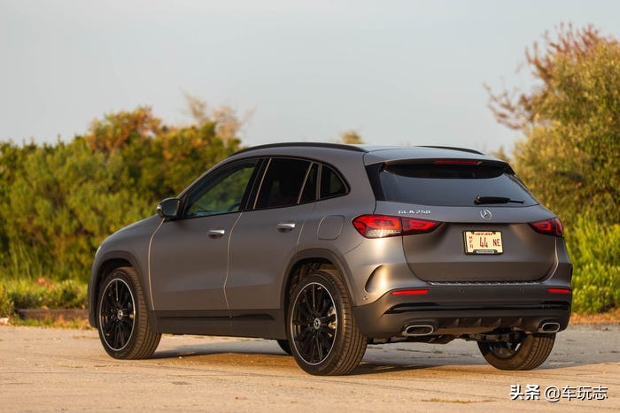 奔驰glasuv2024款试驾评测,2019奔驰gla250suv价格