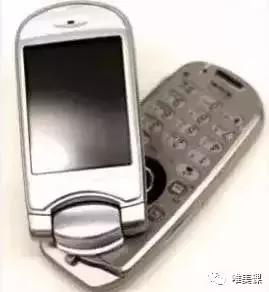 手机发展看似很快其实很慢,手机的发展已经进入瓶颈期了