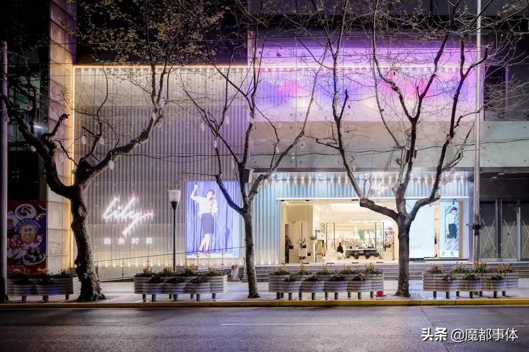 lily秋冬装打折,lily时装特卖