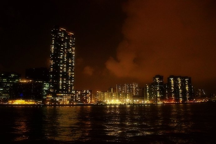 维多利亚港夜游后去澳门,夜游香港维多利亚港笑看风云