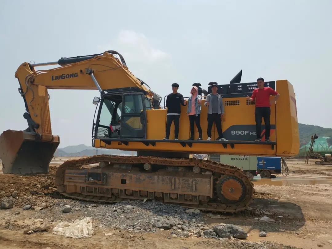 PK掉“两广神机”，柳工成广西梧州莫老板首选品牌