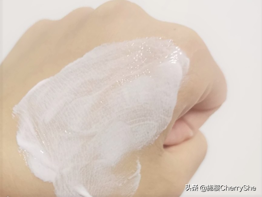 理肤泉祛痘乳去痘印,理肤泉祛痘精华乳的正确使用方法