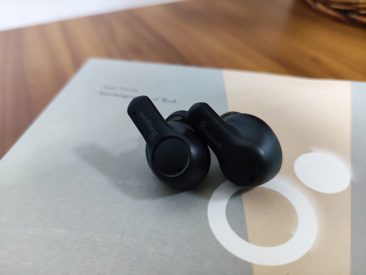 降噪强大，音质卓越，omthingAirFreePlus给予不一样的音乐体验