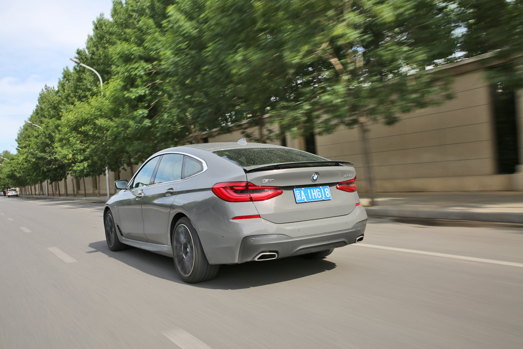 2024款国产宝马6系gt试驾视频,他强任他强清风拂山岗模板