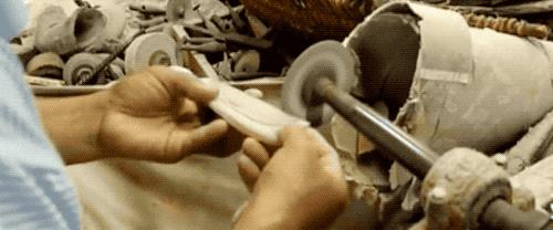 牛角梳:怎么从圆圆一个大牛角到平平无奇一把梳?