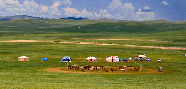 享受无聊的旅人乘火车穿越欧亚一站一景目不暇接
