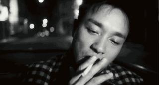 尽管少儿不宜，但电影中的抽烟镜头，竟如此迷人