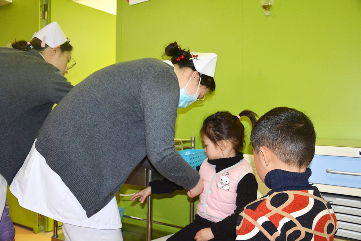 先天心脏病患儿放弃治疗,爱心让先心病贫困儿童重获新生