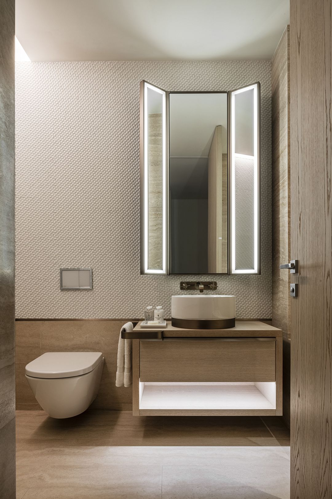 宝格丽三层,宝格丽75层