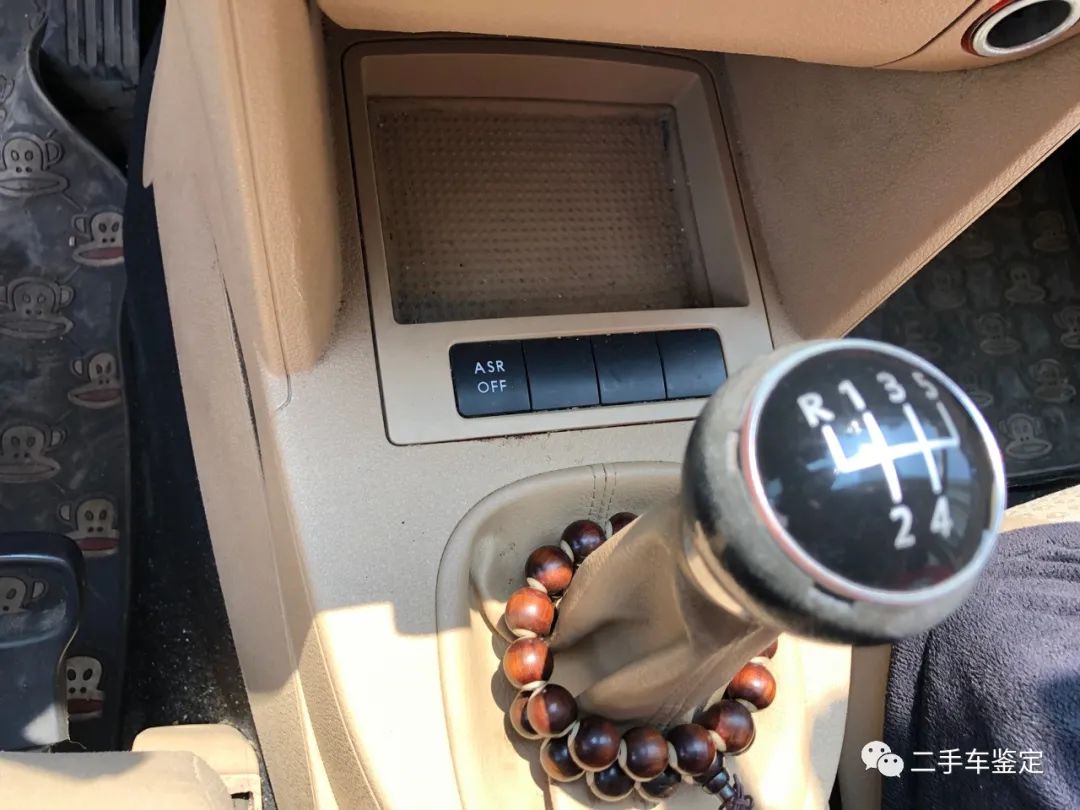 大众途安安全简配,途安2011事故车