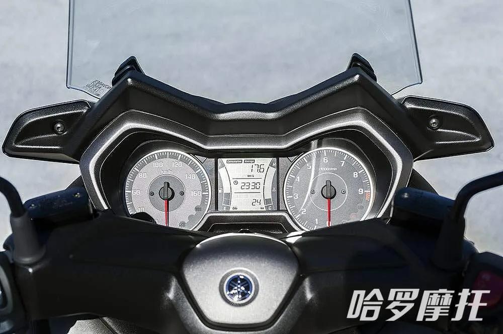 雅马哈踏板xmax300,雅马哈xmax300改装