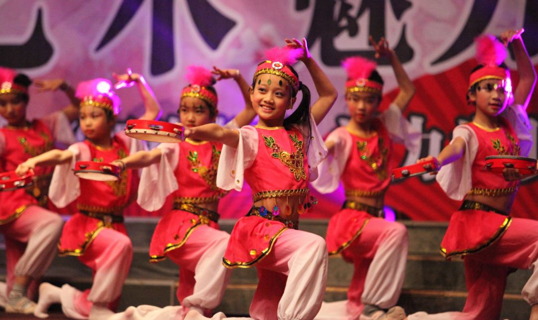 成都市青白江区为明学校校长,成都为明学校徐业云校长