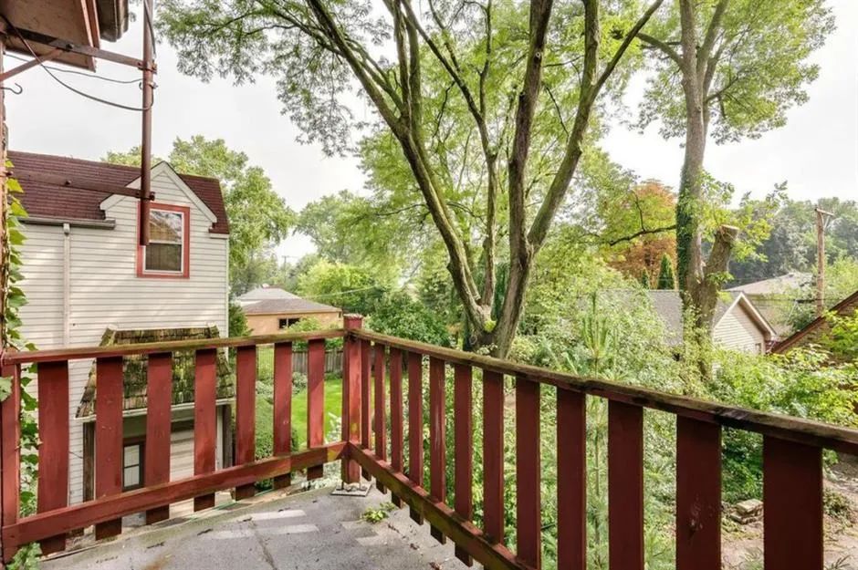 安吉丽娜朱莉麦当娜,安吉丽娜朱莉从小到大