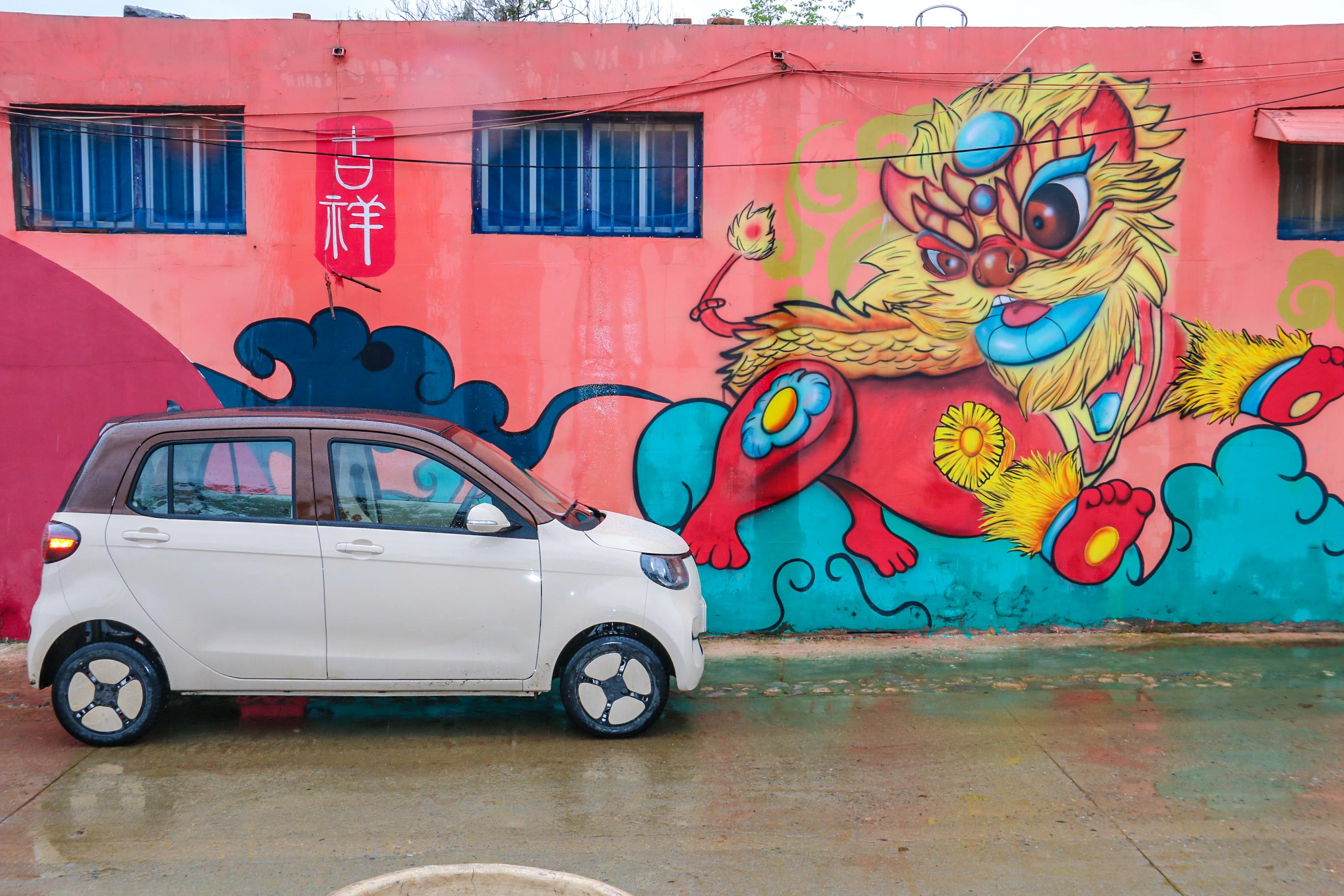 小虎试驾,小虎纯电动车