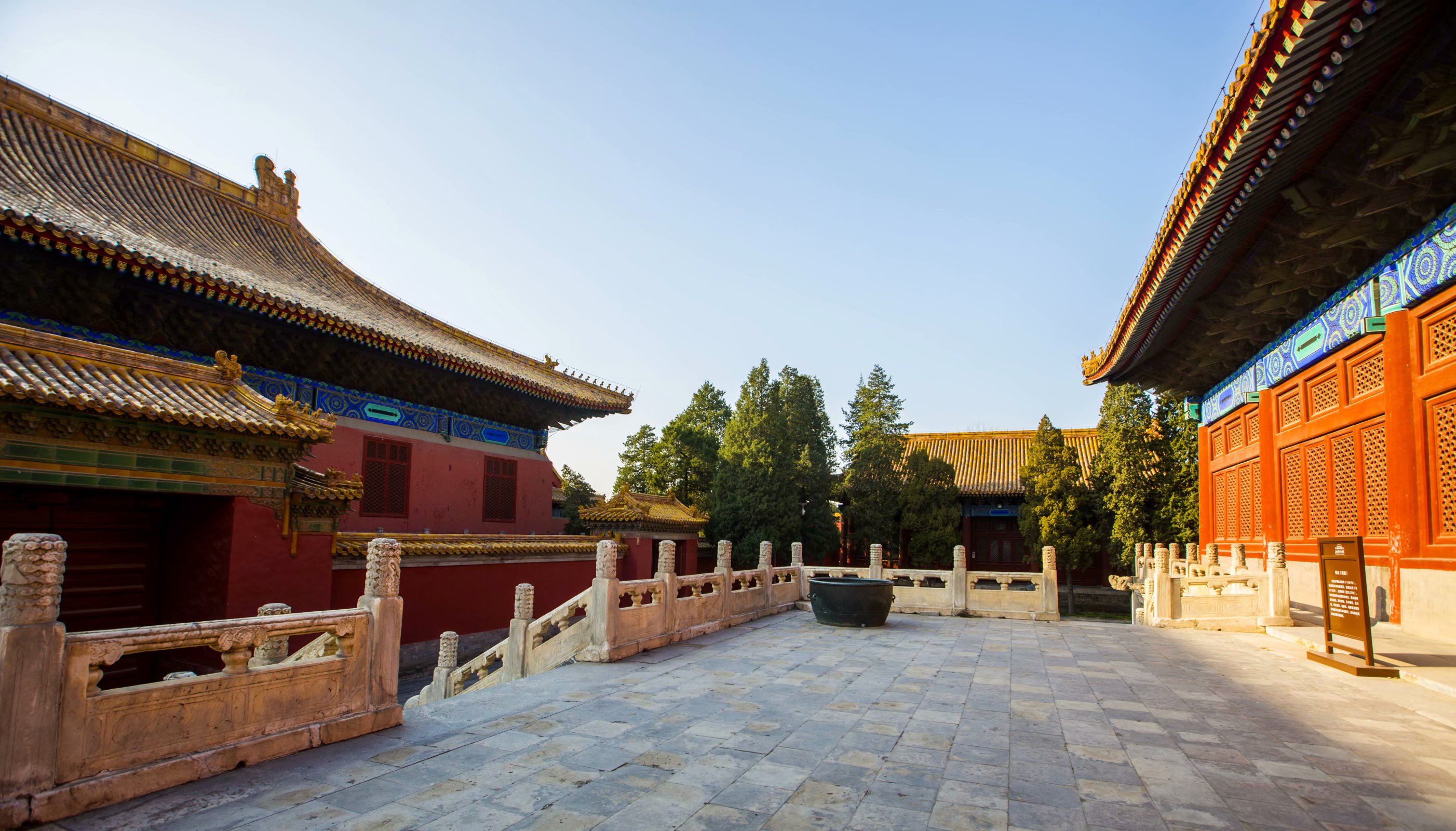 太庙,位于北京市东城区东长安街*安门天**东侧,始建于明永乐十八年