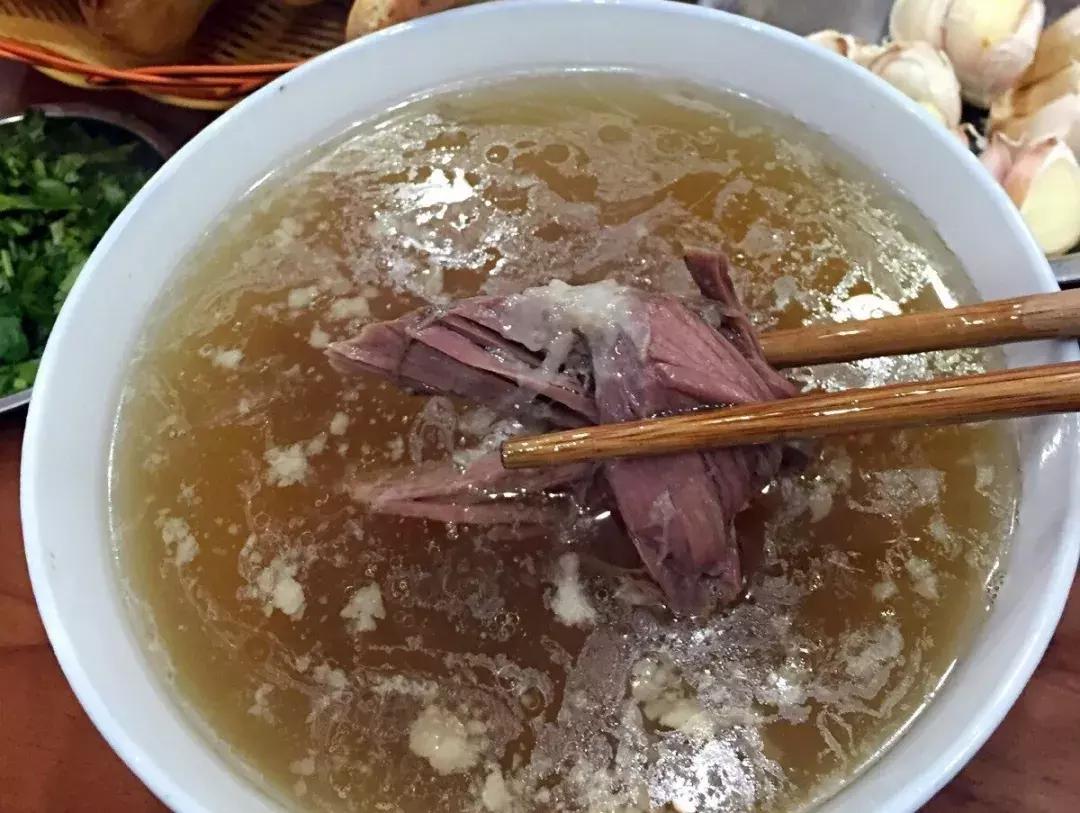 雷佳音的水盆羊肉,雷佳音吃水盆羊肉