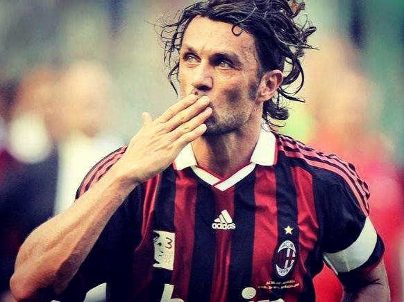 米兰十大传奇中锋,红黑军团米兰