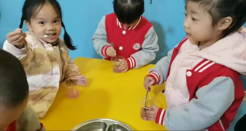 科学知识｜全园科学公开课，围观让孩子好奇心爆棚的有趣实验课程