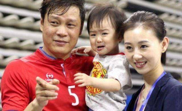 国足名宿看武磊进球,国足足坛名宿