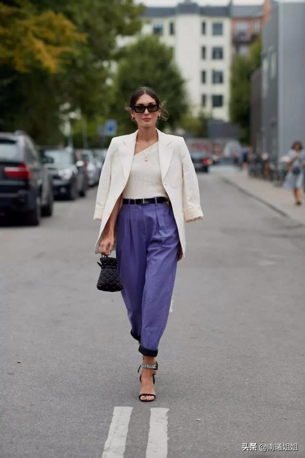 开春必买的外套高级时髦显气质,40岁女士过年外套气质高端穿搭