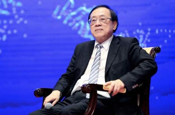 华罗庚和杨振宁谁比较厉害,杨振宁排名全球物理学家第几