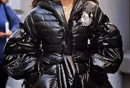 羽绒服辨质量四步走,moncler羽绒服怎么选