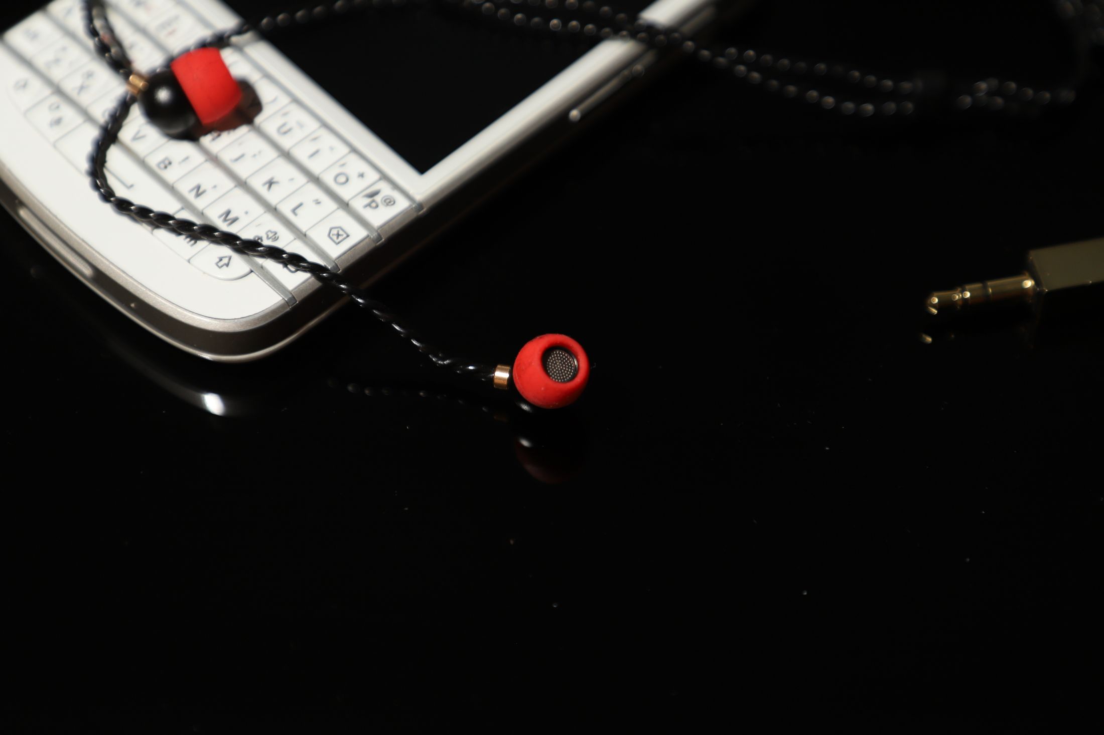 女性耳机推荐潘多拉,体验定制耳机