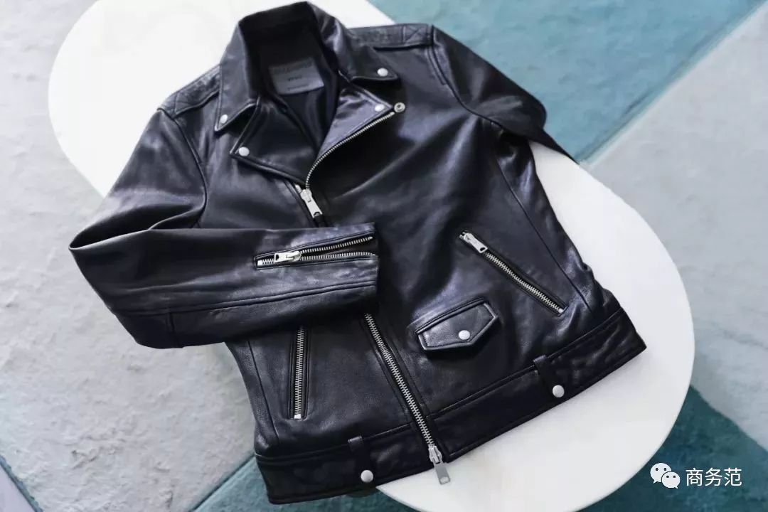 姊呮牴鍐绌挎惌,姊呮牴绂忓厠鏂悓娆剧毊澶瑰厠