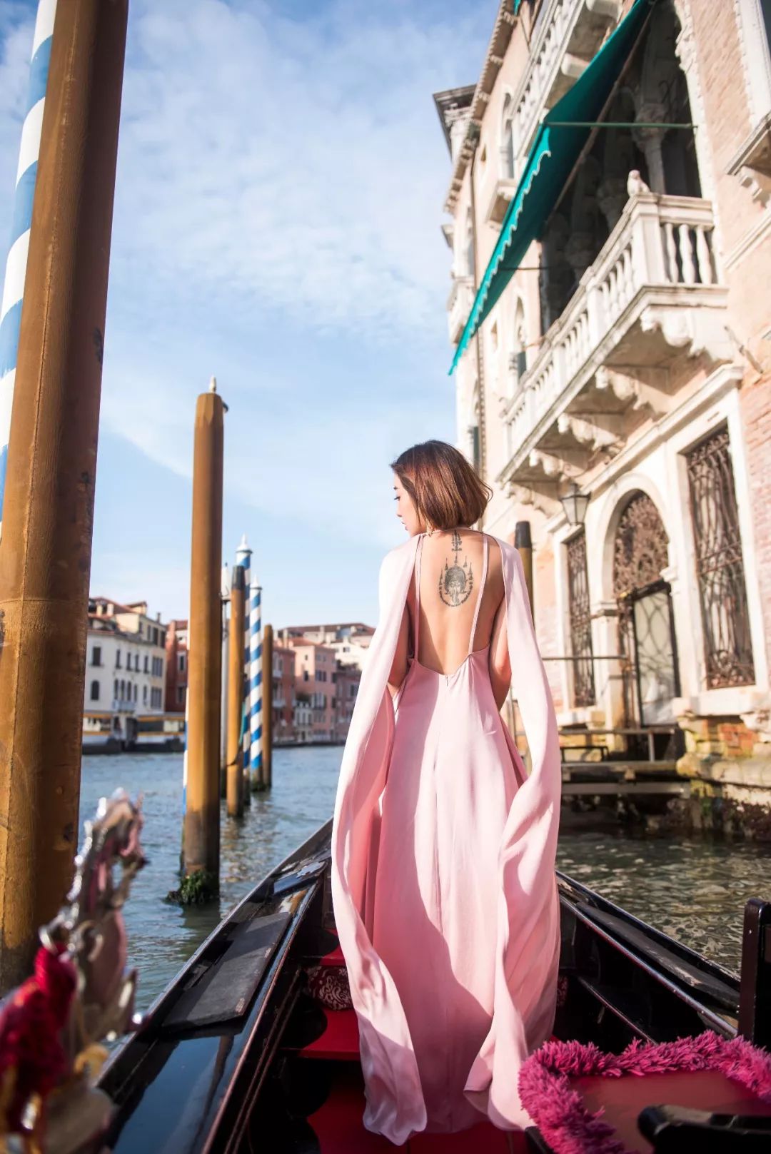 迪士尼冰雪奇缘衣服,看冰雪奇缘2电影