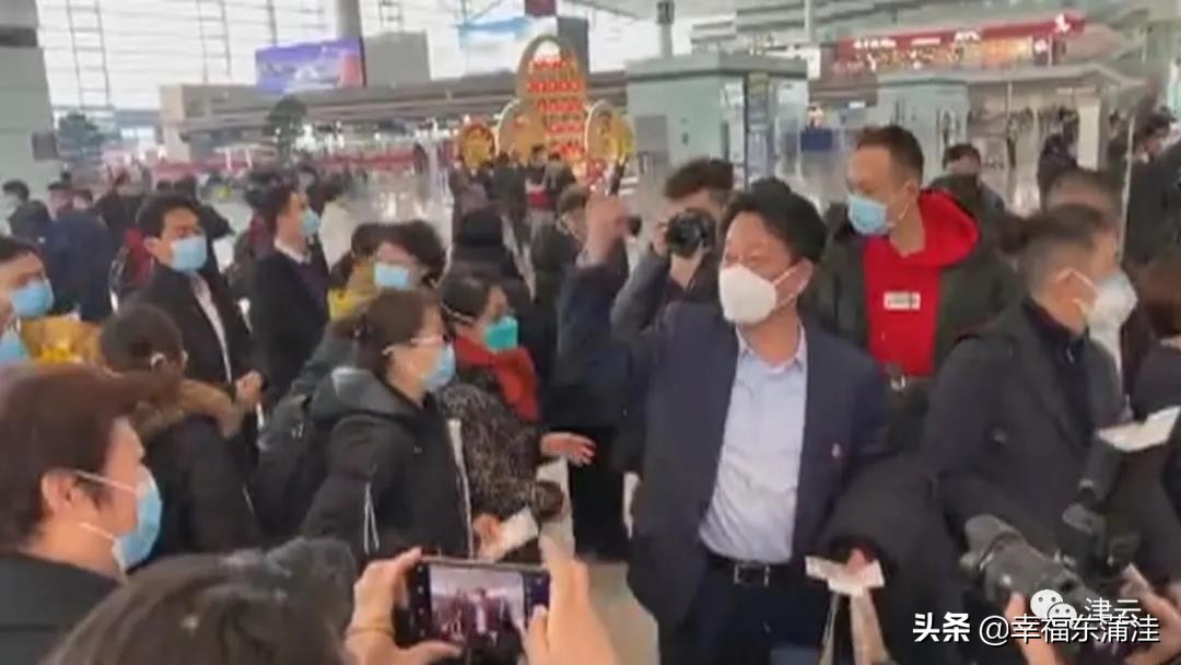 【津云调查】从“非典”到新冠，天津这位医生还是个“练家子”