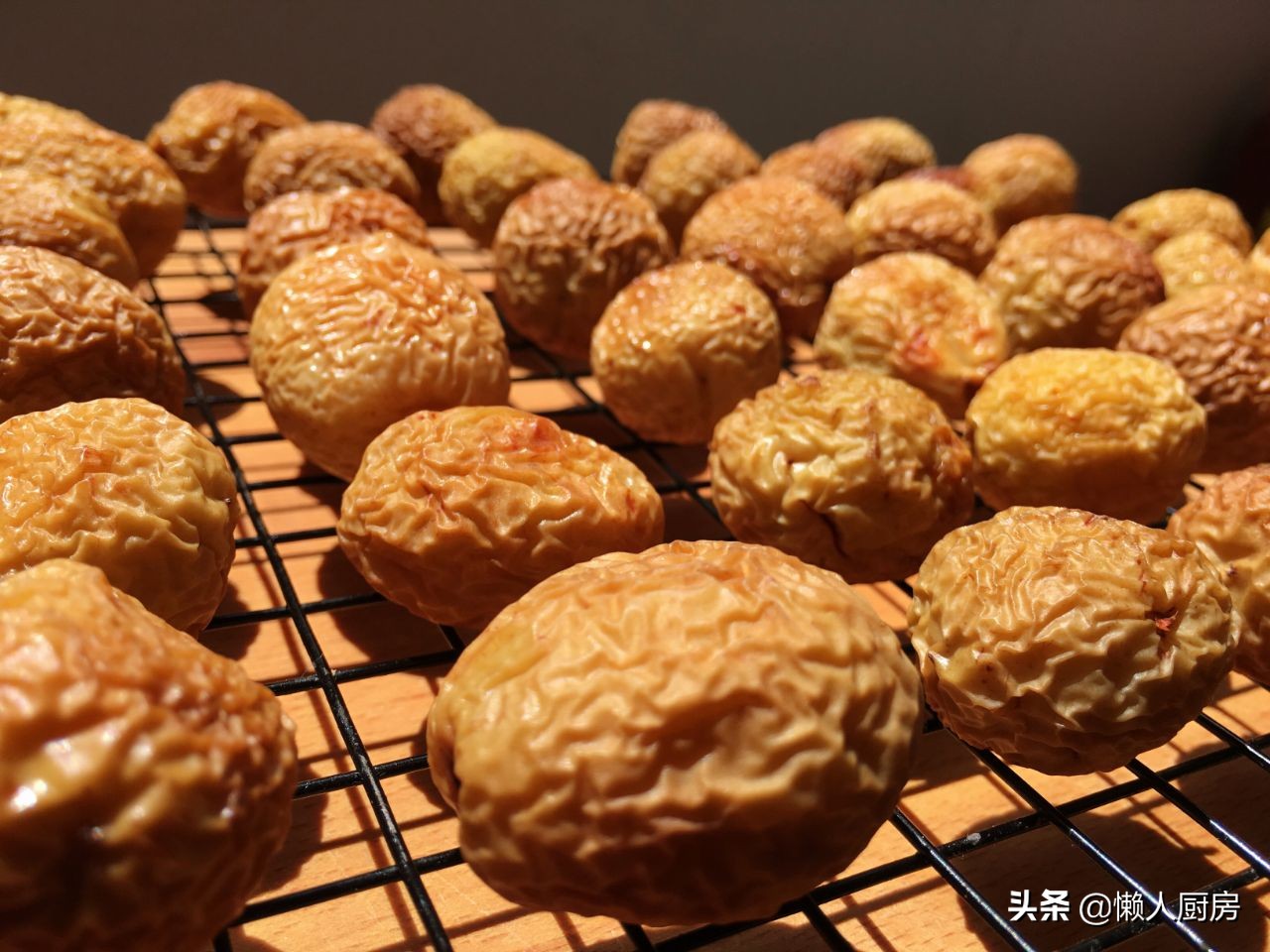 又到了吃枣子的季节,吃不完的枣子可以这样做,保存时间长