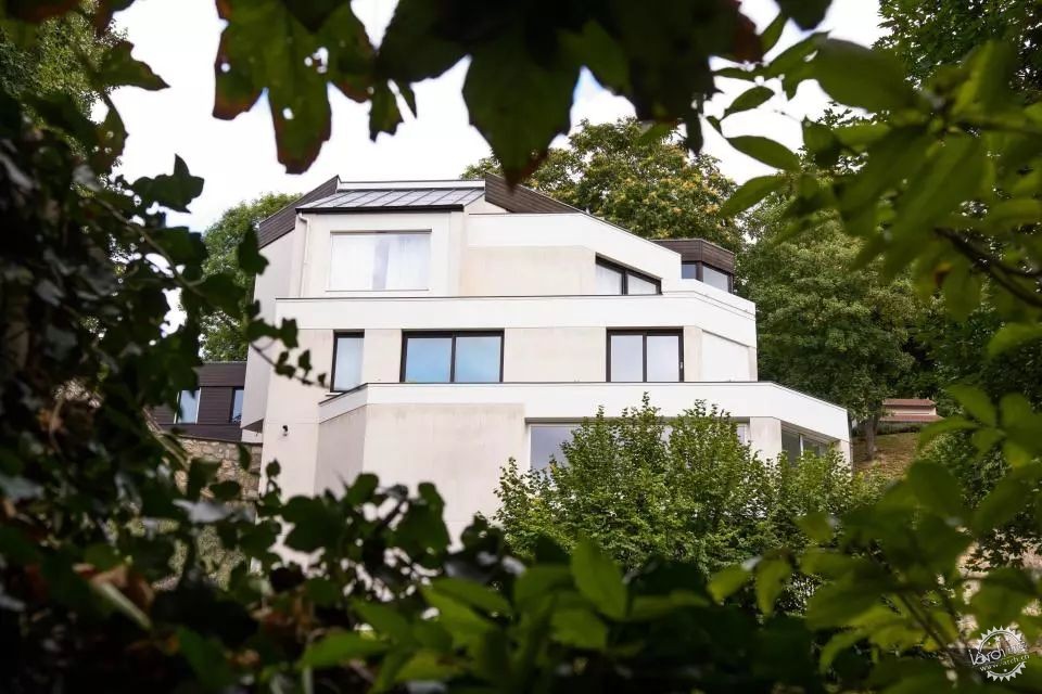 梅西内马尔c罗的家,梅西内马尔c罗豪宅